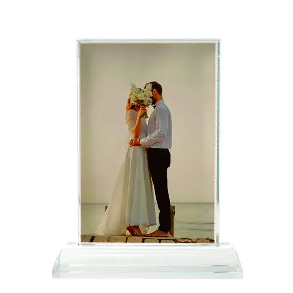 Personalized Crystal Photo Standee β Custom 3D Glass Keepsake